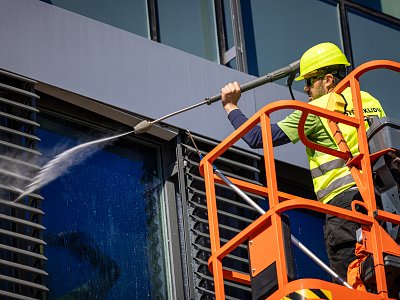 Dopravní podniky plzen mytí fasády